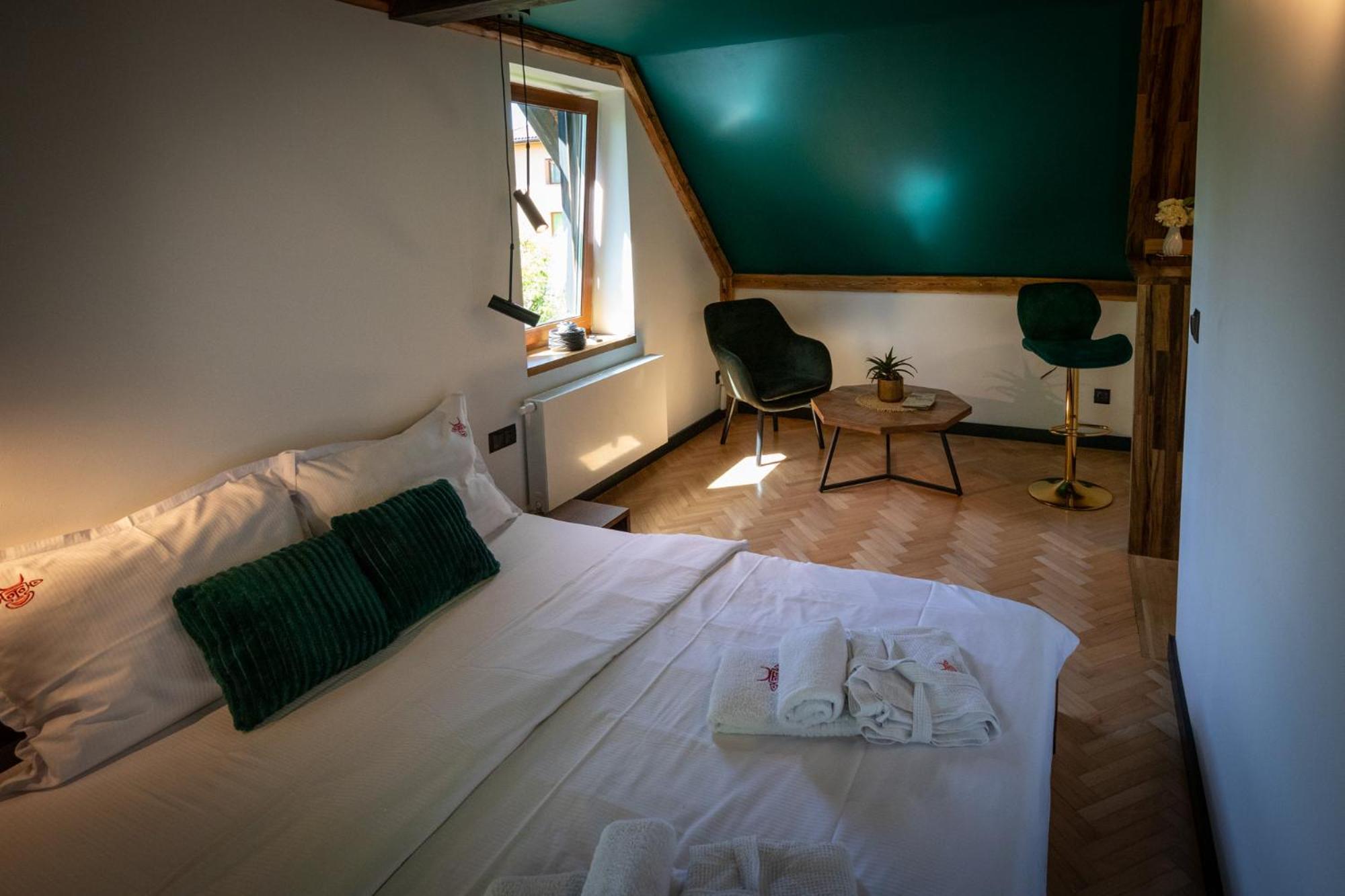 Villa Uroczysko Lesko Esterno foto